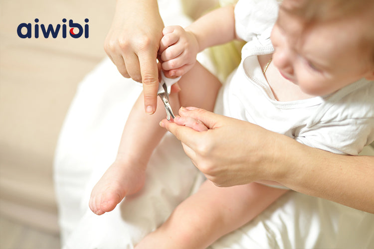 Cómo cortar las uñas a tu bebé